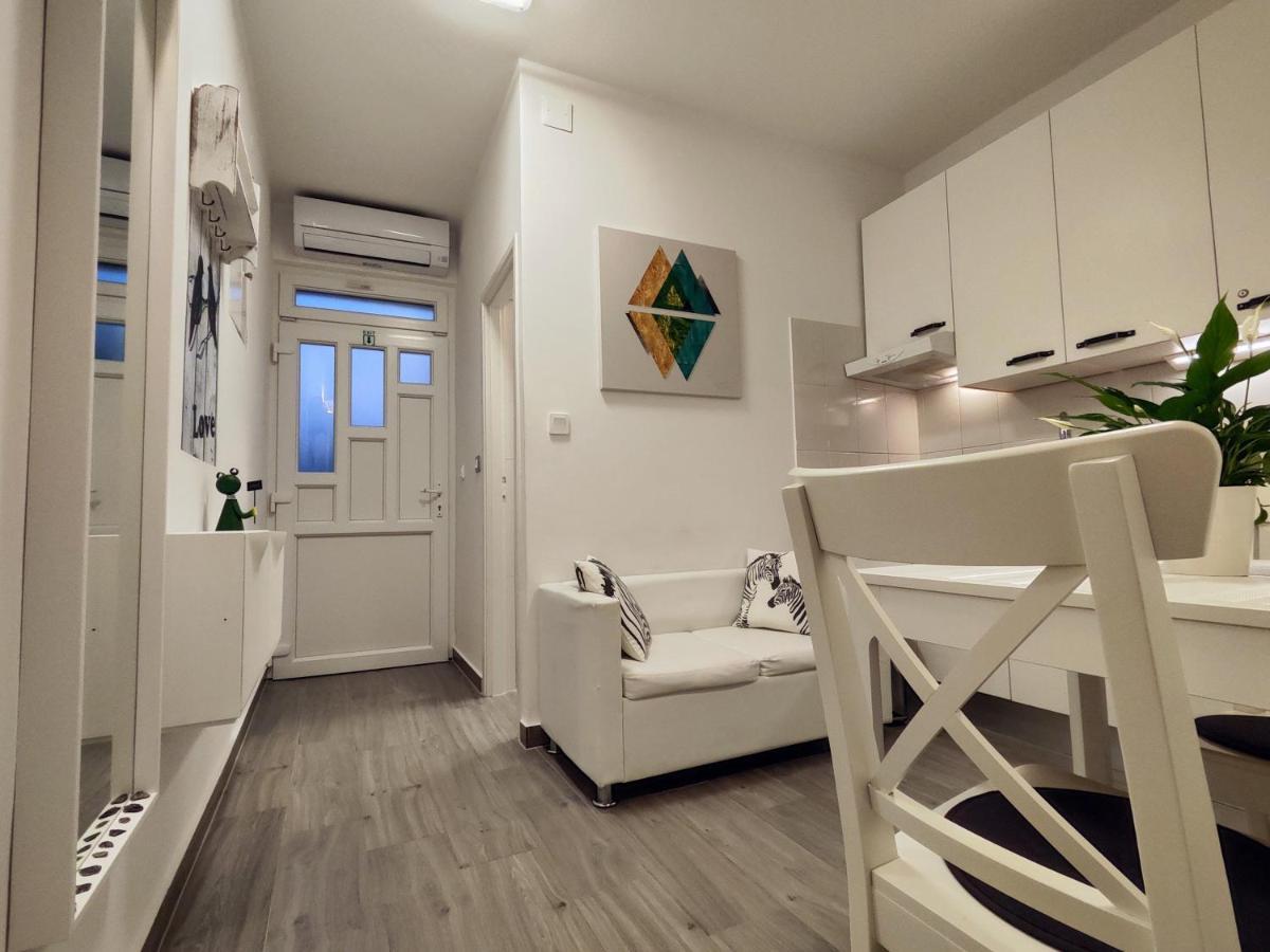 Sea & Sun Apartments Tucepi Phòng bức ảnh