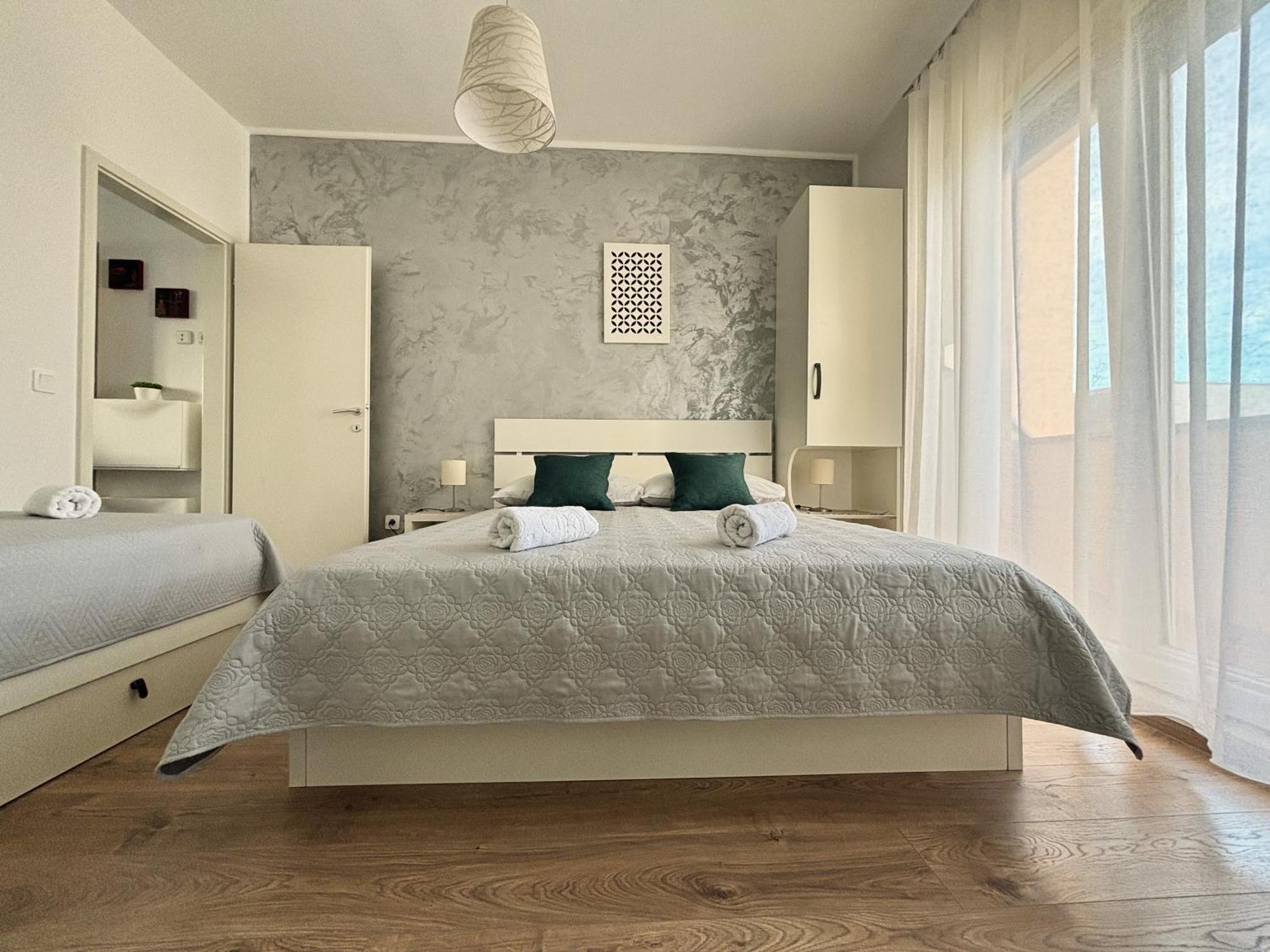 Sea & Sun Apartments Tucepi Phòng bức ảnh